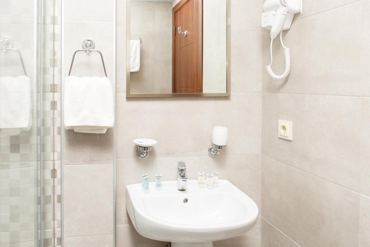 Hotel Arc Тбилиси Экстерьер фото